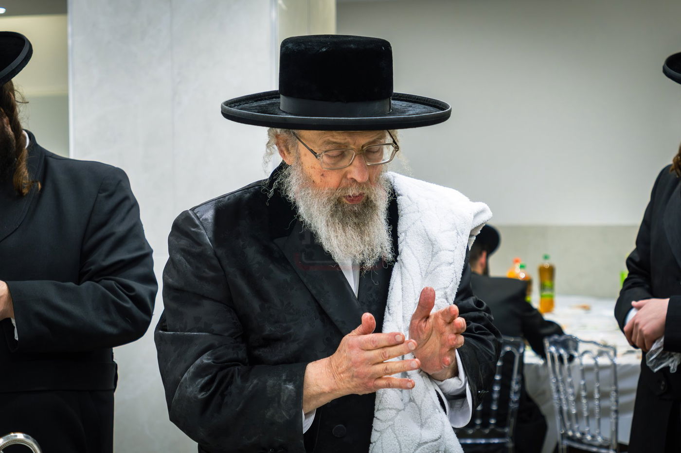 האדמו"ר מפינסק קרלין בטיש בטבריה