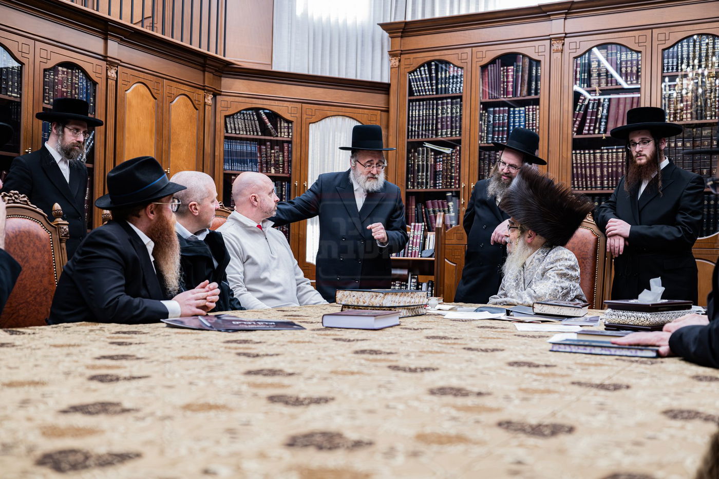 האדמו"ר מסאטמר בפגישת שתדלנות עם בכירי כלא אוטיסוויל