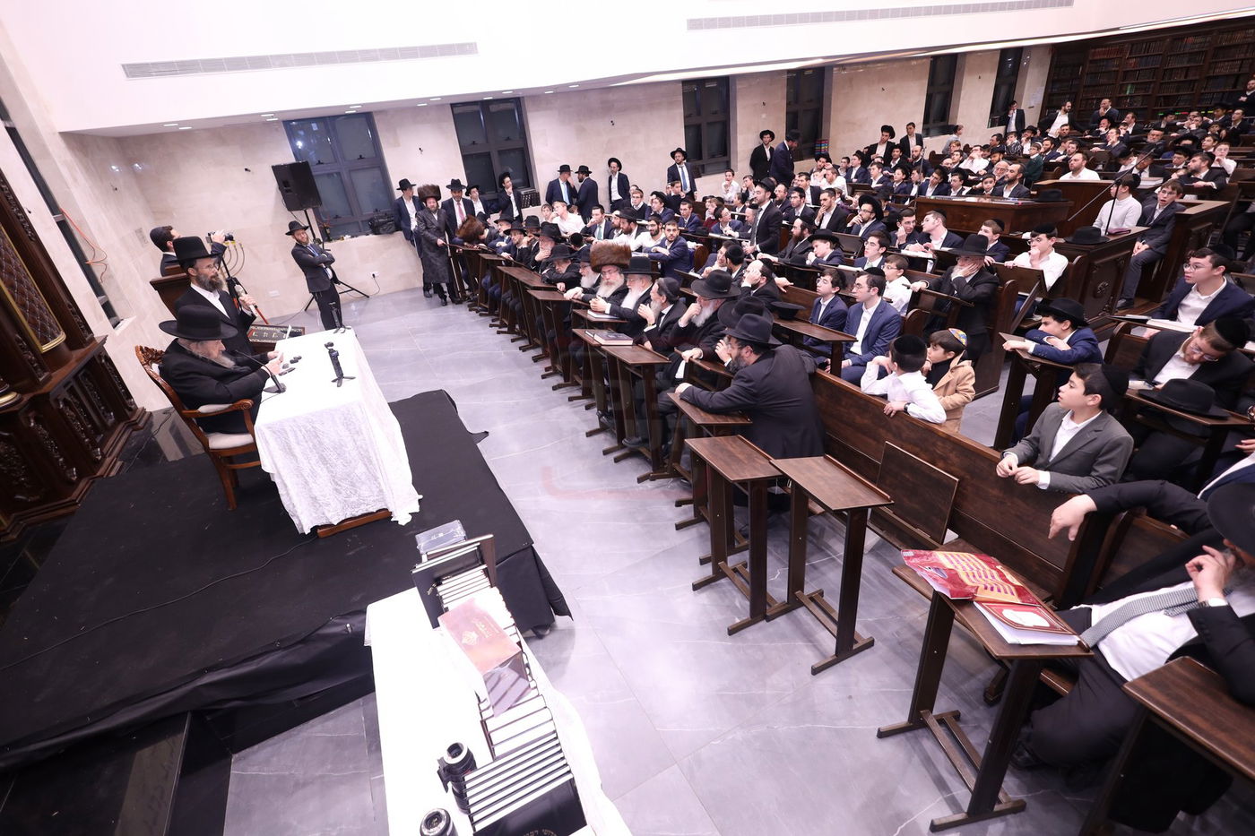 מעמד "ריתחא דאורייתא" בפתח תקווה בראשות ראש הישיבה הגר"ד לנדו