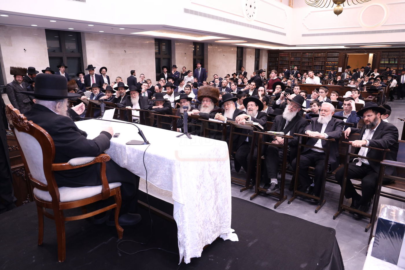 מעמד "ריתחא דאורייתא" בפתח תקווה בראשות ראש הישיבה הגר"ד לנדו