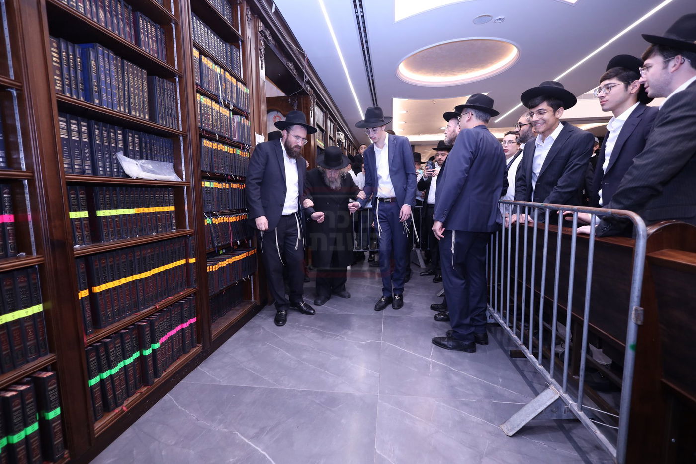 מעמד "ריתחא דאורייתא" בפתח תקווה בראשות ראש הישיבה הגר"ד לנדו