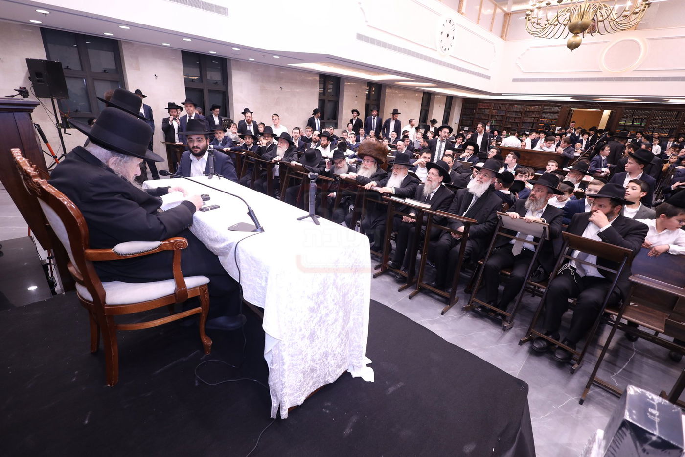 מעמד "ריתחא דאורייתא" בפתח תקווה בראשות ראש הישיבה הגר"ד לנדו