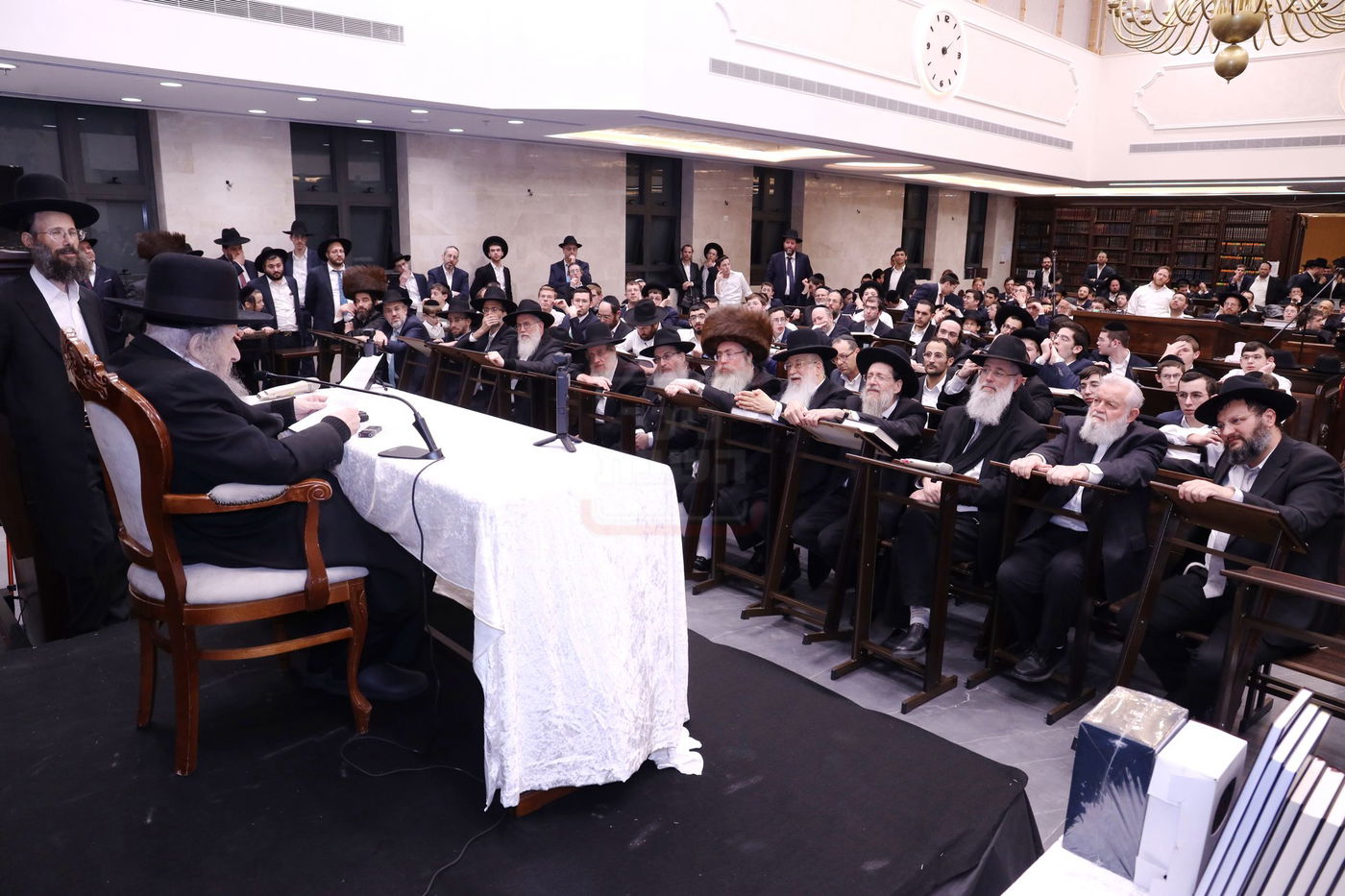 מעמד "ריתחא דאורייתא" בפתח תקווה בראשות ראש הישיבה הגר"ד לנדו