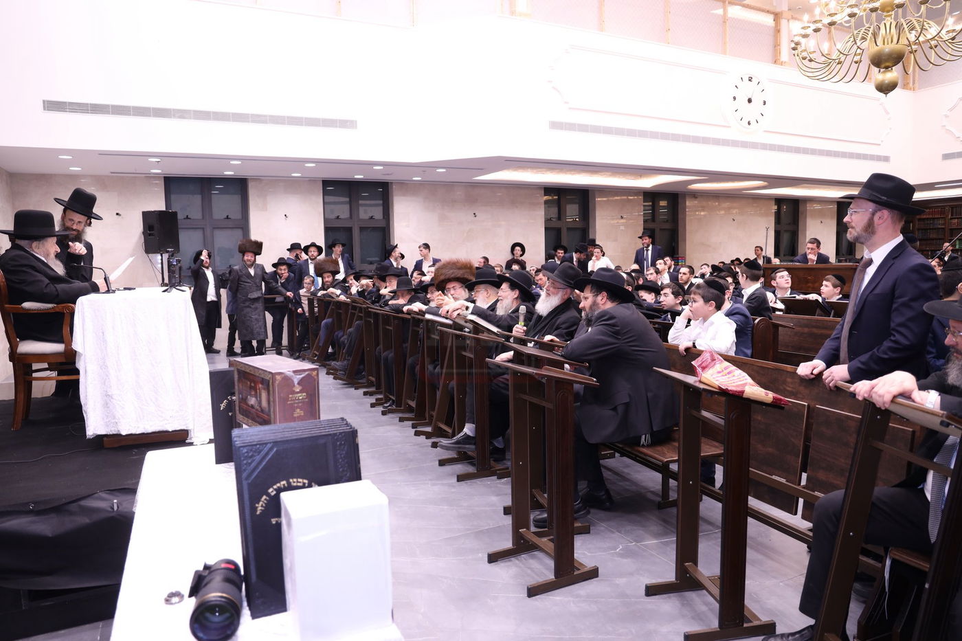 מעמד "ריתחא דאורייתא" בפתח תקווה בראשות ראש הישיבה הגר"ד לנדו