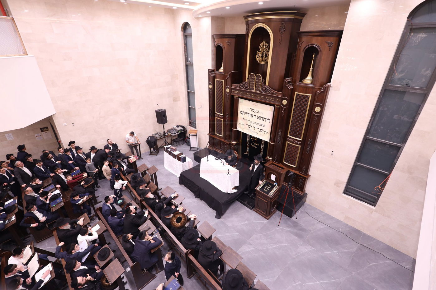 מעמד "ריתחא דאורייתא" בפתח תקווה בראשות ראש הישיבה הגר"ד לנדו