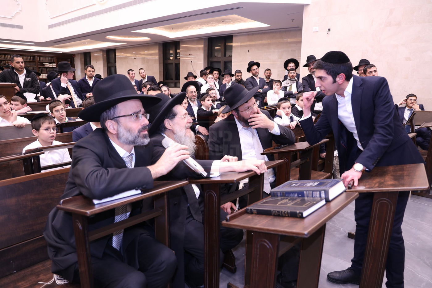 מעמד "ריתחא דאורייתא" בפתח תקווה בראשות ראש הישיבה הגר"ד לנדו