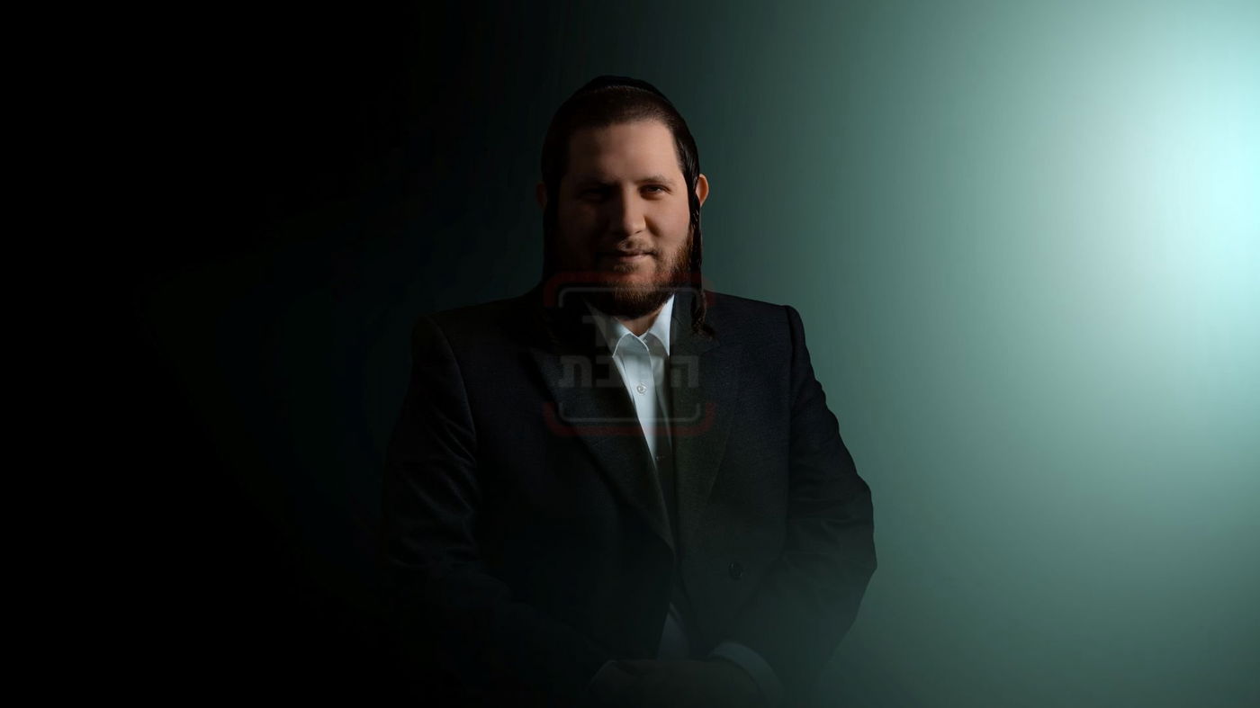 שלוש אצבעות, זמר אחד והרבה סגנונות // ביקורת אלבום