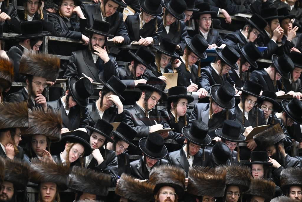 ערב ומוצאי שבת חנוכה בצאנז