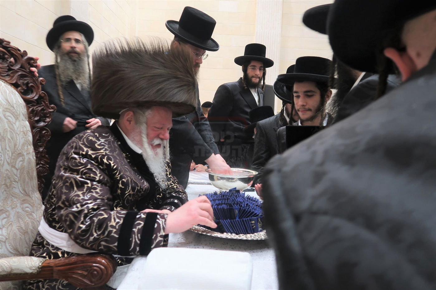 זאת חנוכה בחצה"ק פרמישלאן