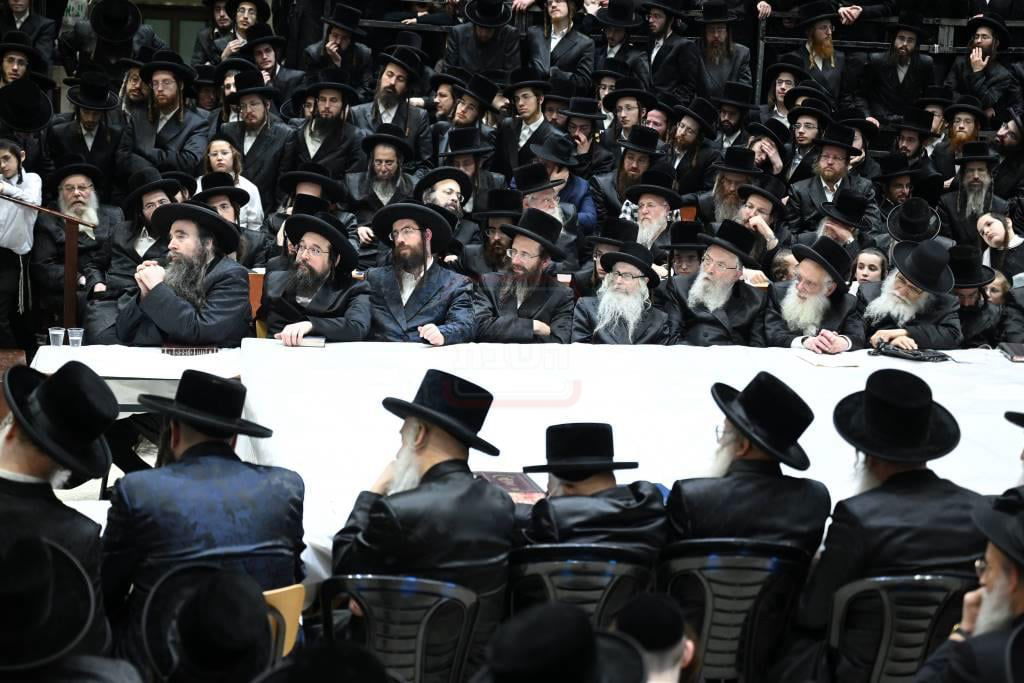 ערב ומוצאי שבת חנוכה בצאנז