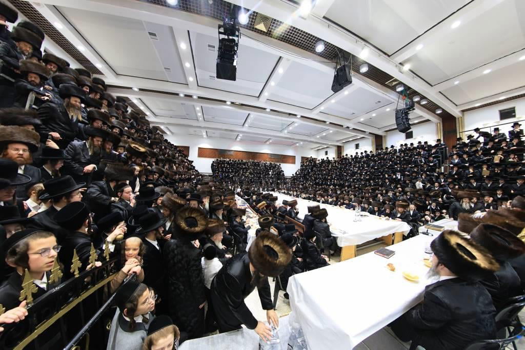 ערב ומוצאי שבת חנוכה בצאנז