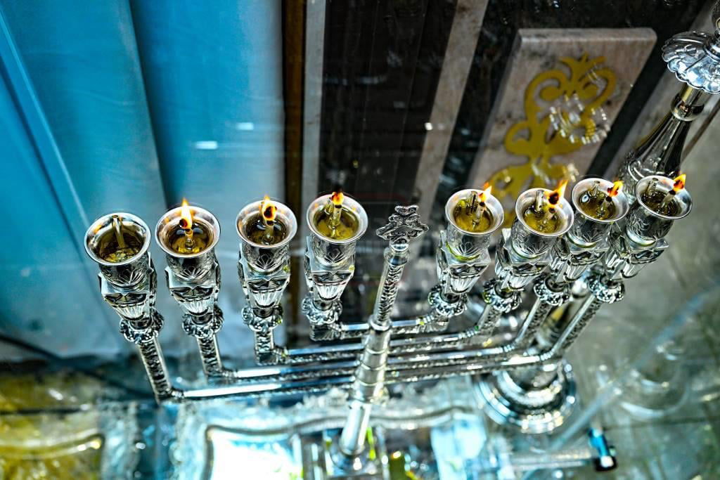 ערב ומוצאי שבת חנוכה בצאנז