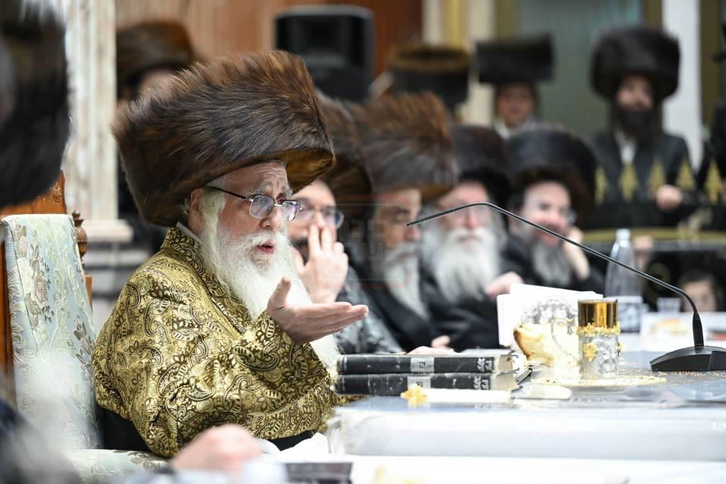 ערב ומוצאי שבת חנוכה בצאנז