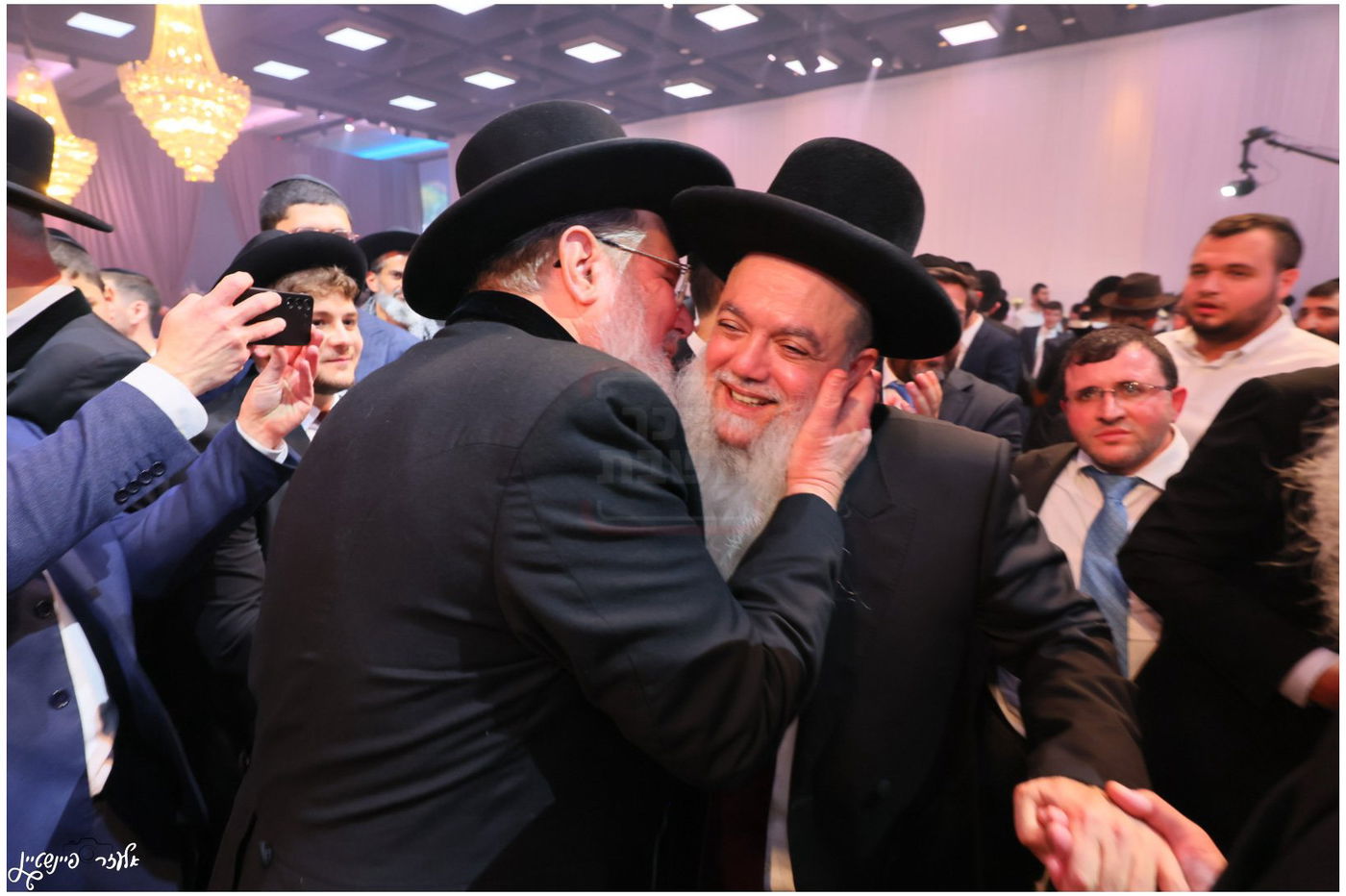 חתונת בת הגאון הרב יגאל כהן עם בן הגאון הרב אליהו שטרית