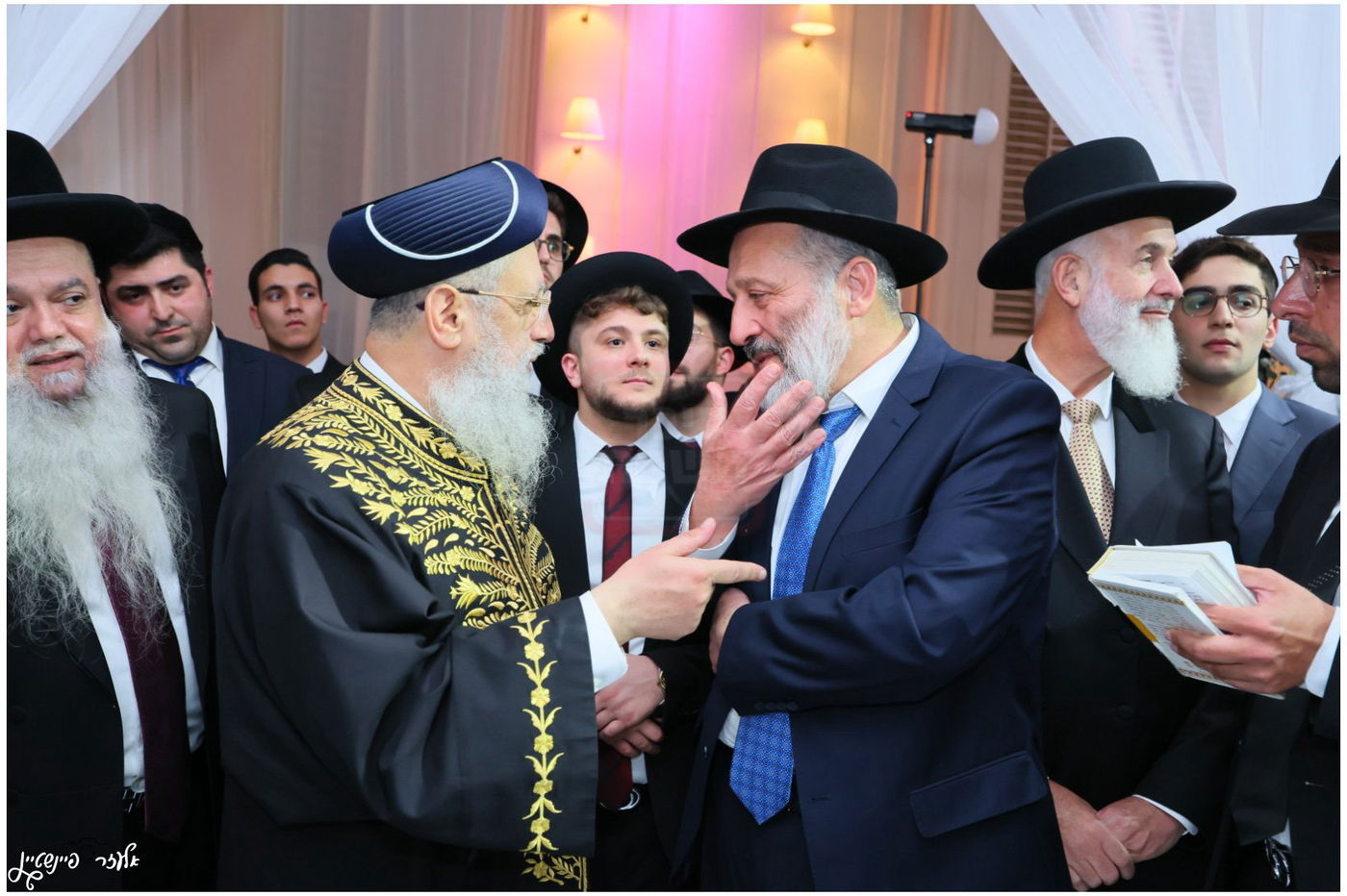 חתונת בת הגאון הרב יגאל כהן עם בן הגאון הרב אליהו שטרית