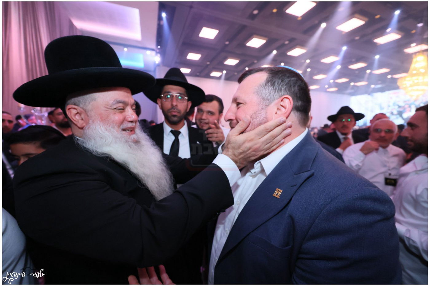 חתונת בת הגאון הרב יגאל כהן עם בן הגאון הרב אליהו שטרית