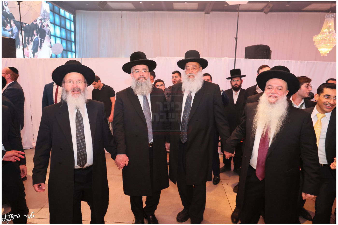 חתונת בת הגאון הרב יגאל כהן עם בן הגאון הרב אליהו שטרית