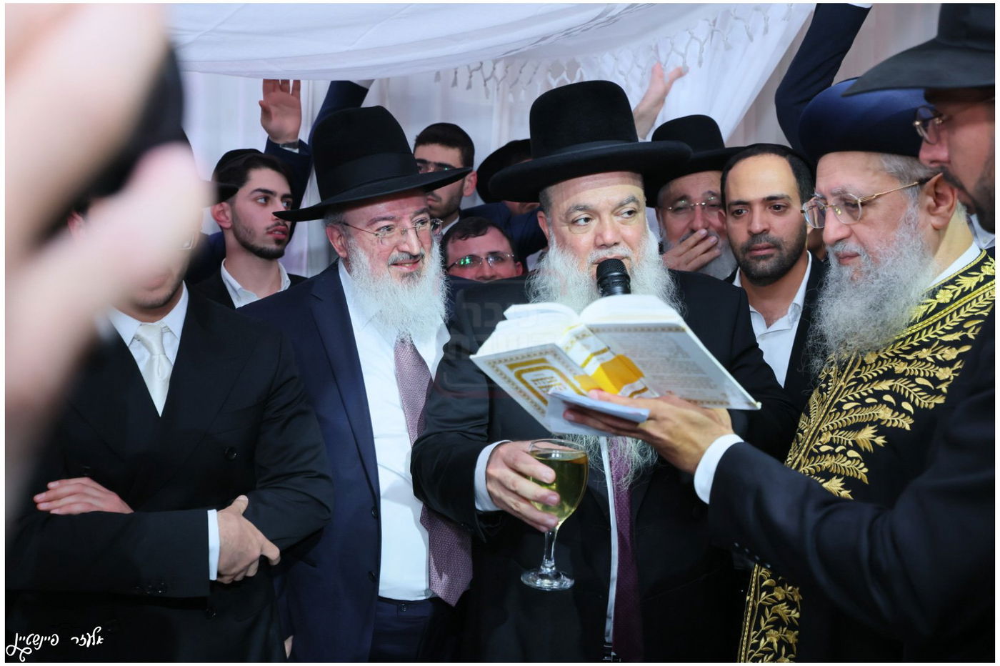 חתונת בת הגאון הרב יגאל כהן עם בן הגאון הרב אליהו שטרית