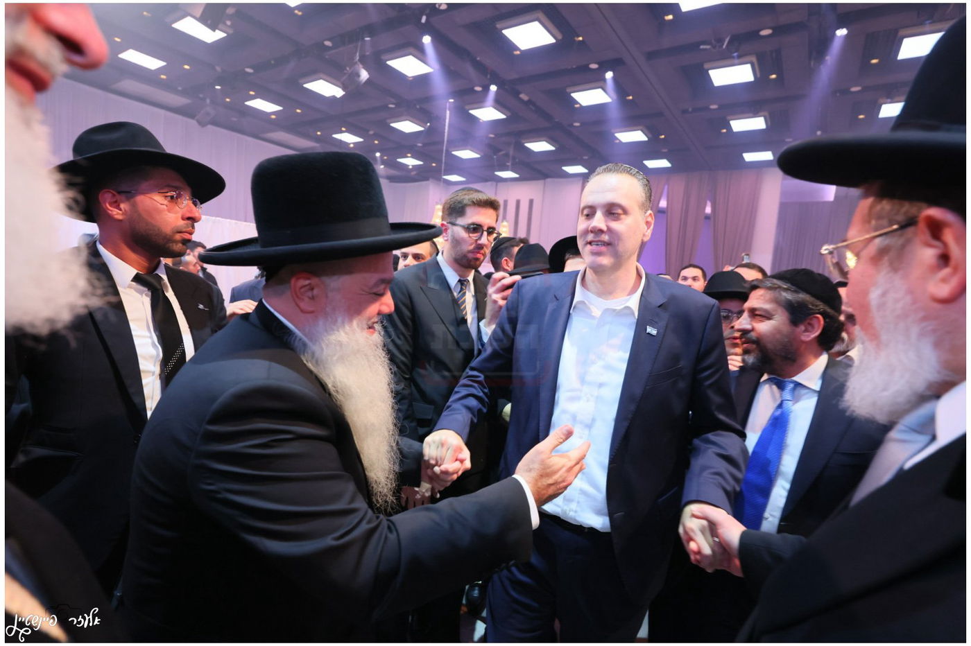 חתונת בת הגאון הרב יגאל כהן עם בן הגאון הרב אליהו שטרית