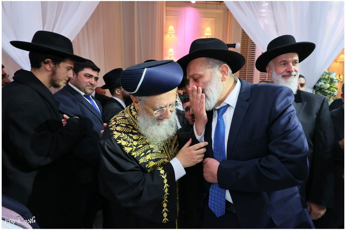 חתונת בת הגאון הרב יגאל כהן עם בן הגאון הרב אליהו שטרית