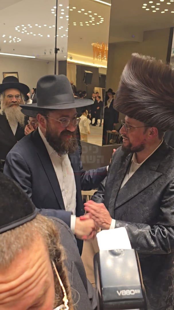 הרב שנבחר והקשר ל'אחים לנשק' | 'זופניק בכיכר' עם כל התמונות, הנייעס והחשיפות של השבוע