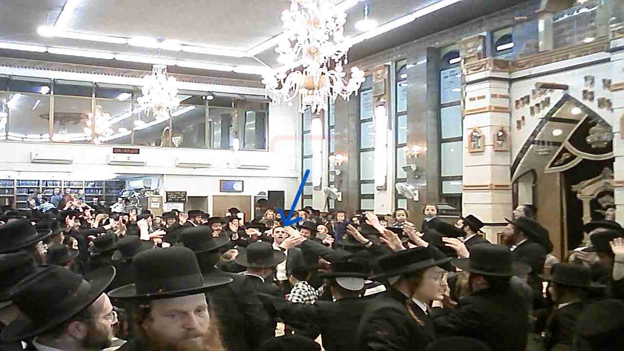 קבלת פנים לאסירים בברסלב מאה שערים