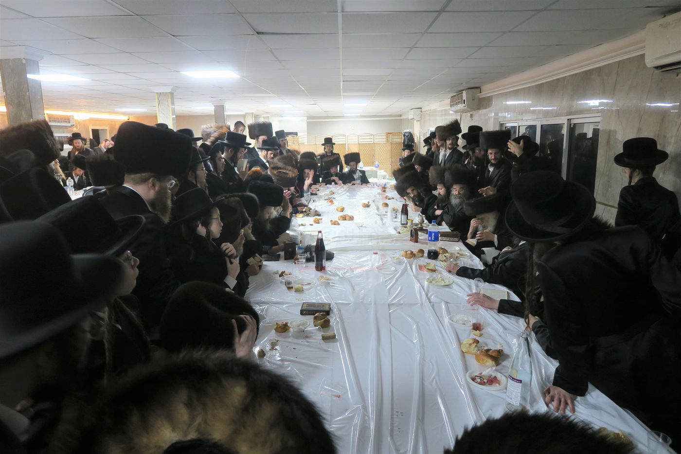 הגה"צ גאב"ד מאקאווא במירון תשפ"ו