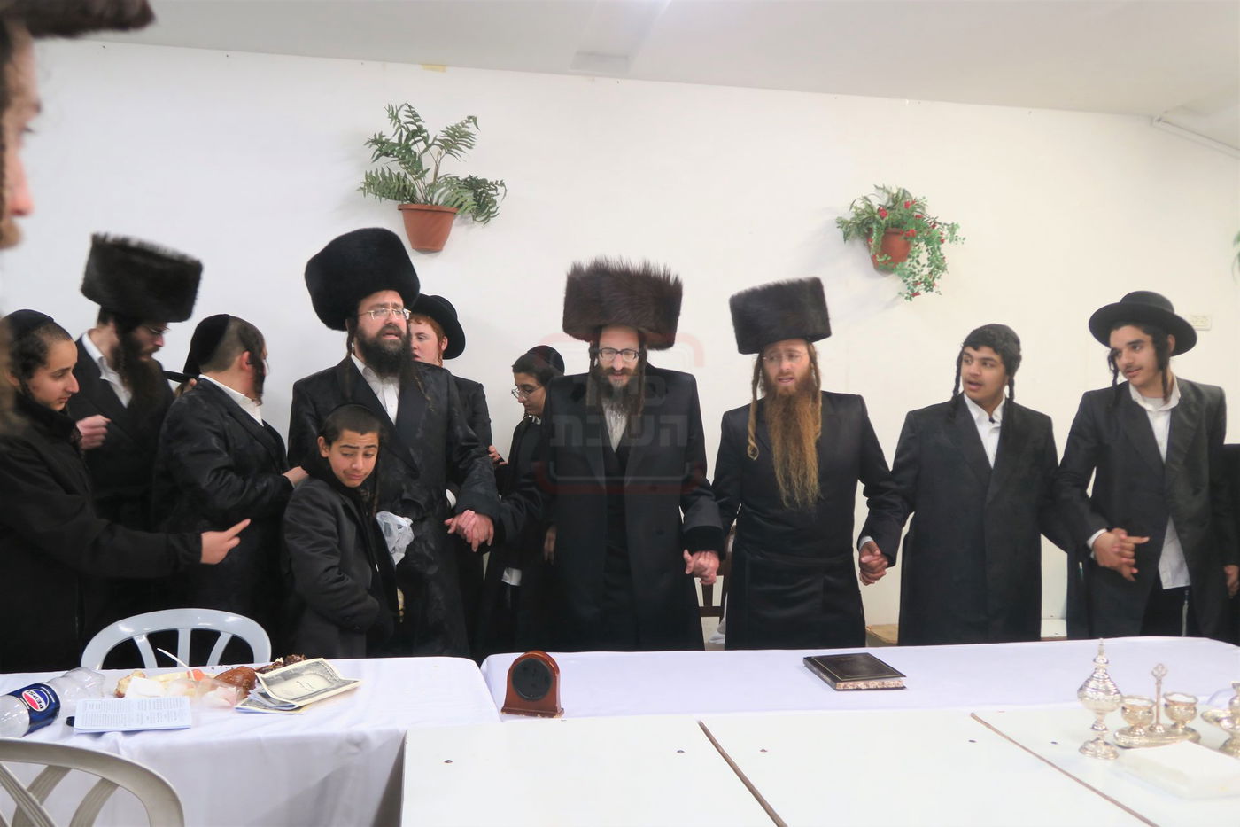 האדמו"ר מישועות יעקב סקולען, שבת במירון