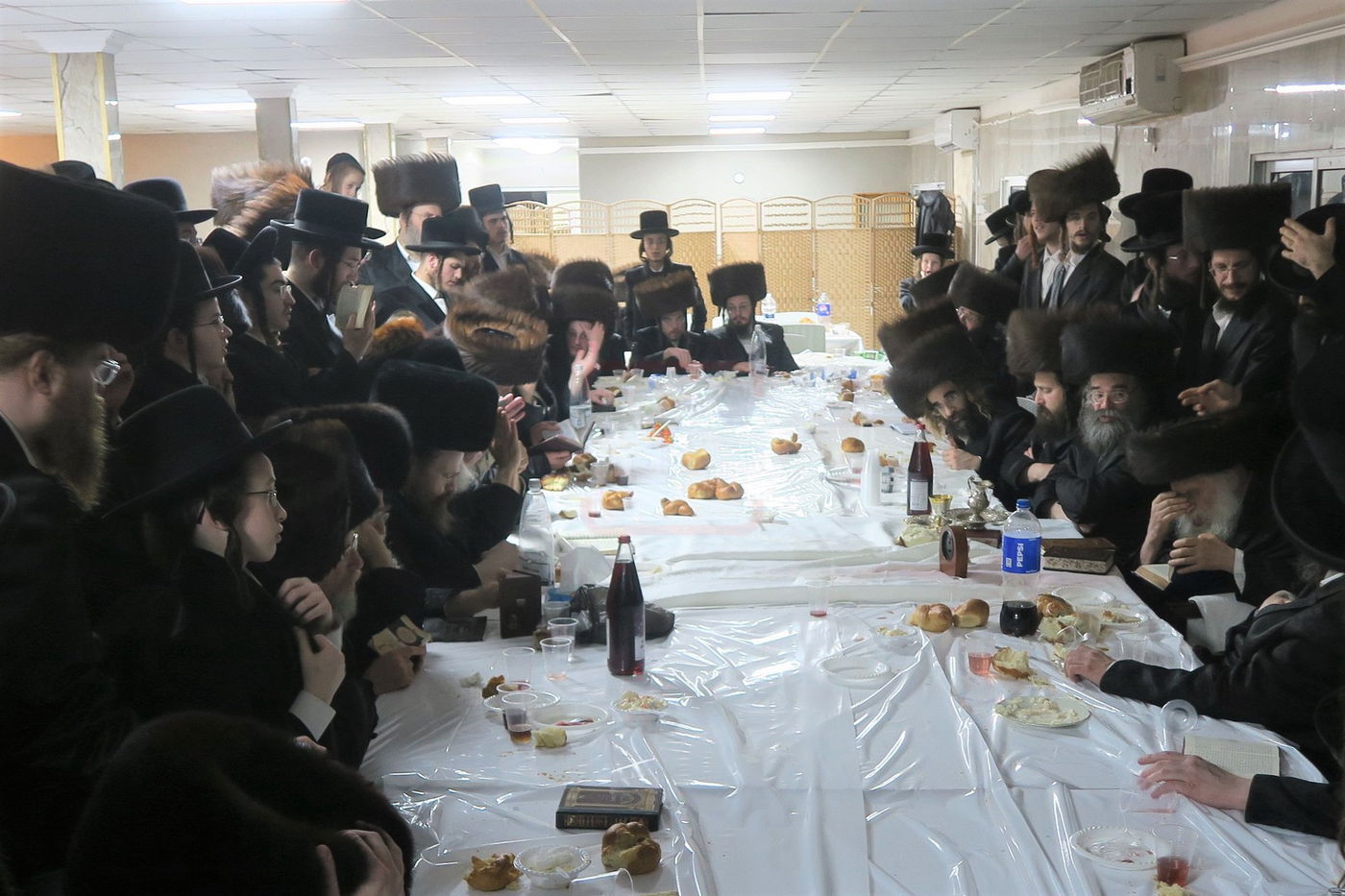 הגה"צ גאב"ד מאקאווא במירון תשפ"ו