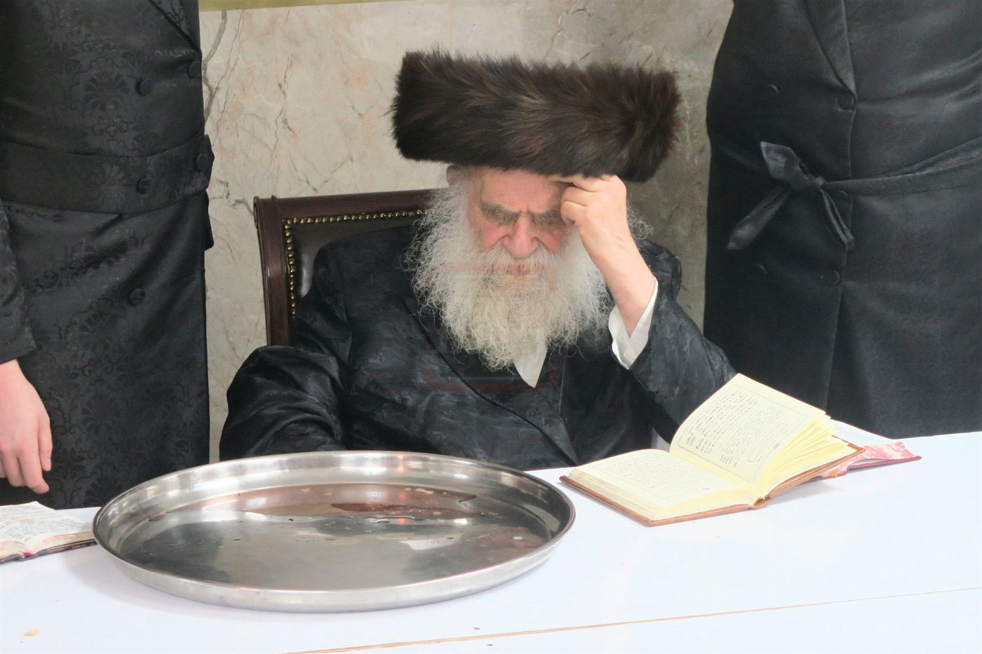 הגה"צ גאב"ד מאקאווא במירון תשפ"ו