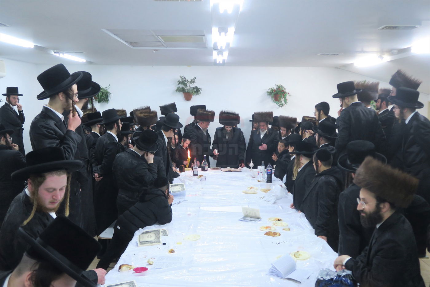 האדמו"ר מישועות יעקב סקולען, שבת במירון