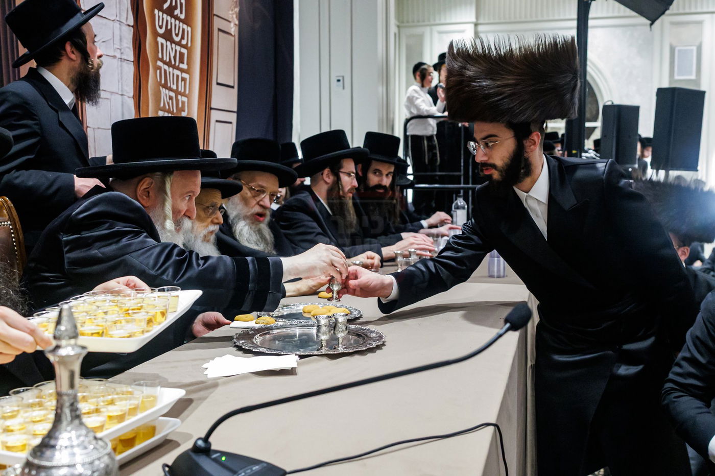 הכנסת ס"ת בבאבוב