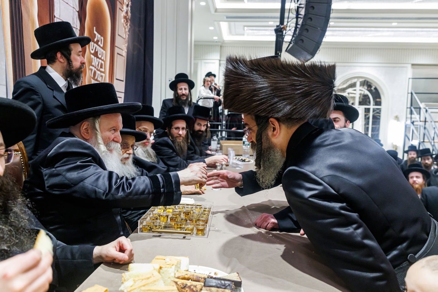 הכנסת ס"ת בבאבוב