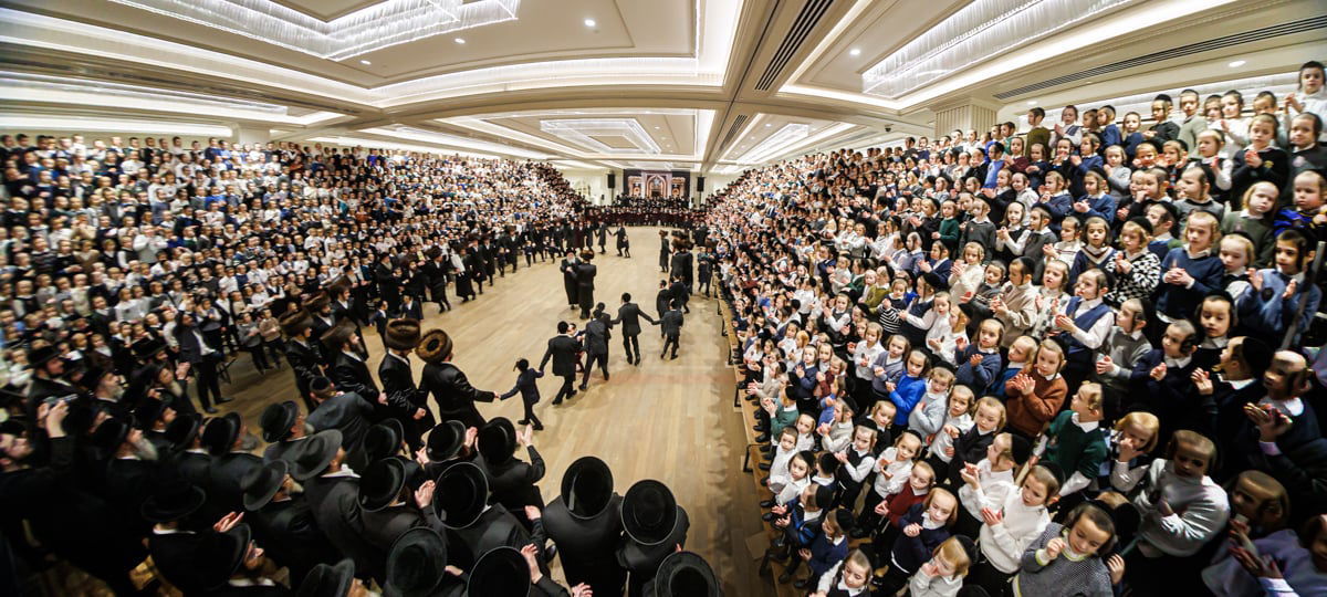 הכנסת ס"ת בבאבוב