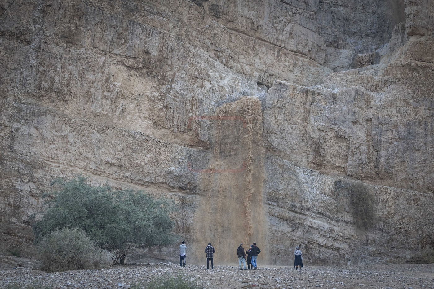 גל השיטפון הראשון בנחל קומראן