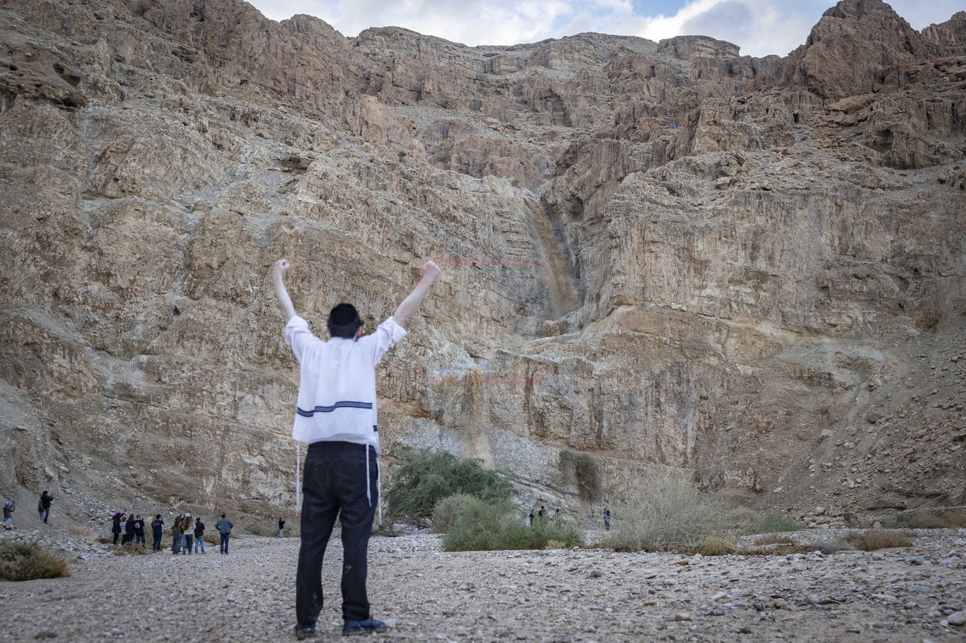 גל השיטפון הראשון בנחל קומראן