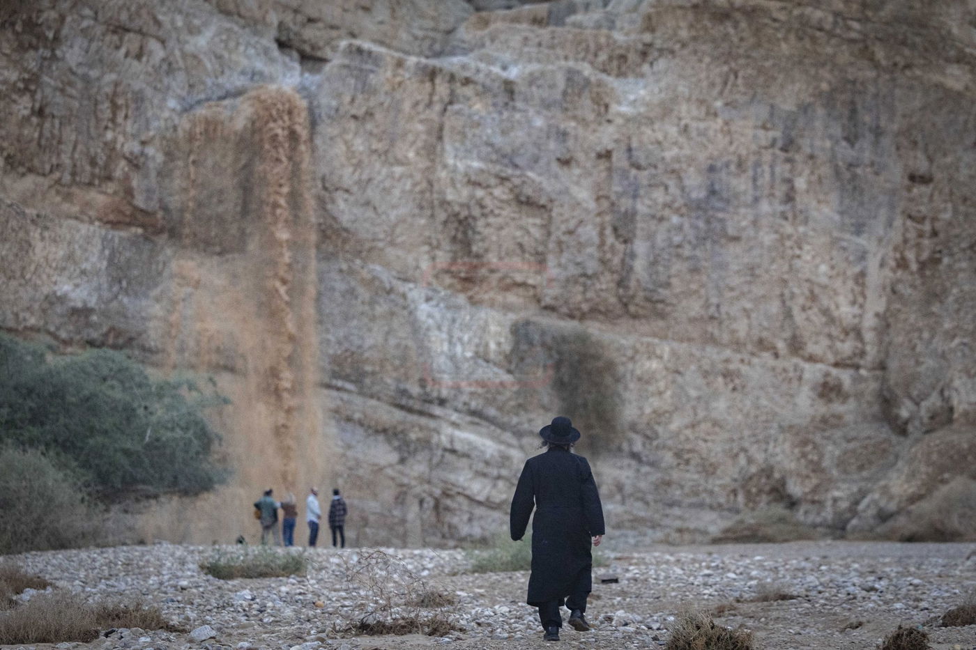 גל השיטפון הראשון בנחל קומראן