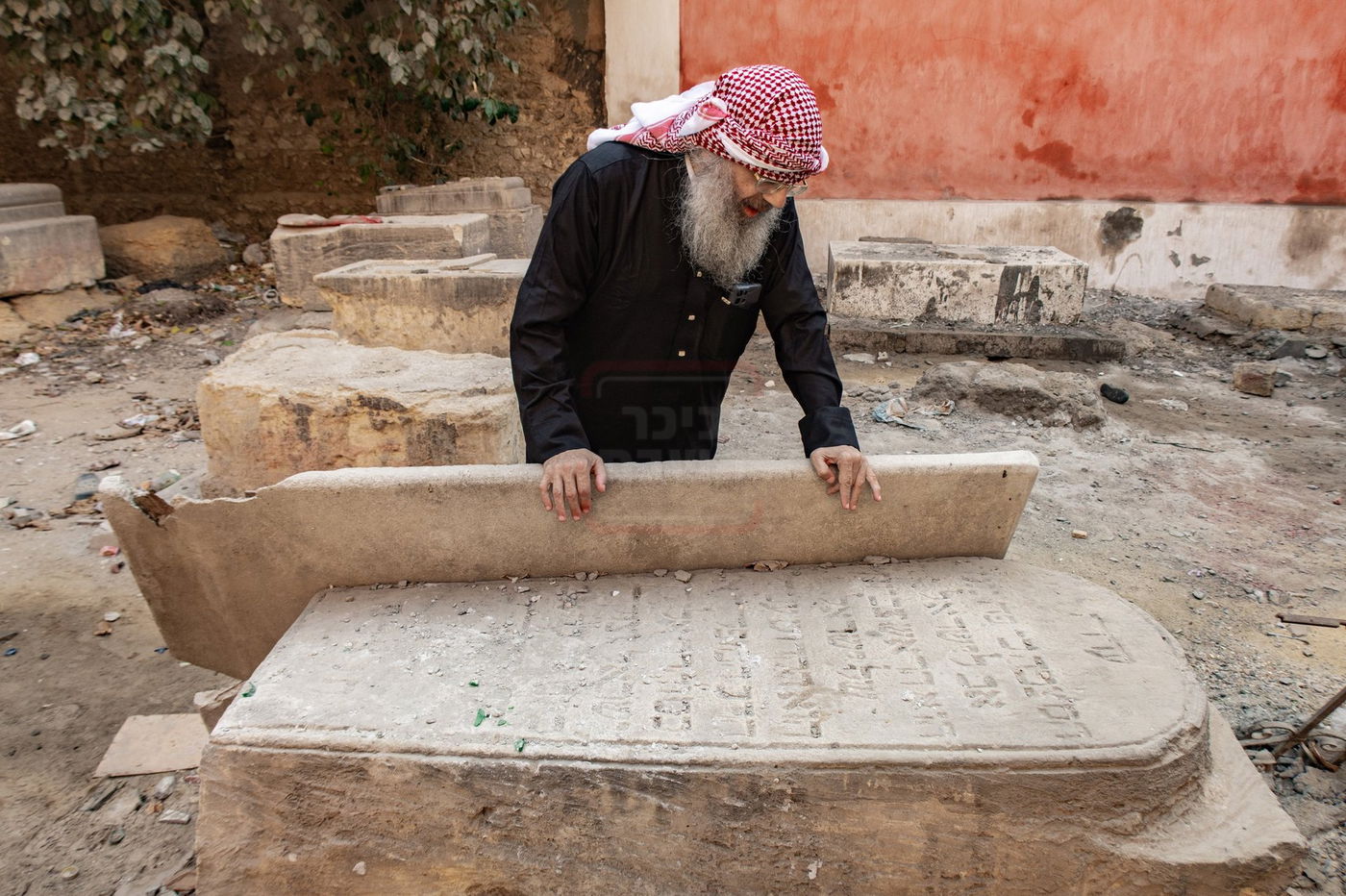 המסע למצרים בעקבות קברי היהודים