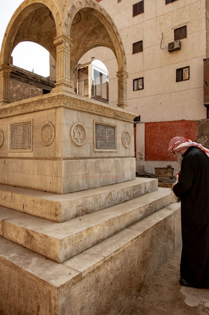 המסע למצרים בעקבות קברי היהודים