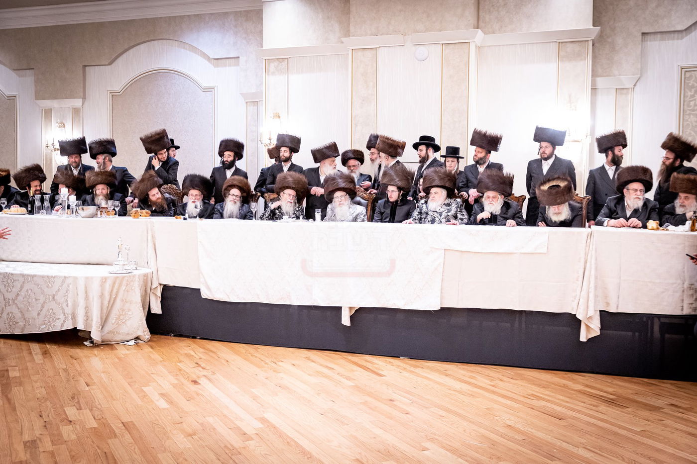 שמחת בית קרית צאנז ירושלים - אודווארי - קאסוב ויזניץ