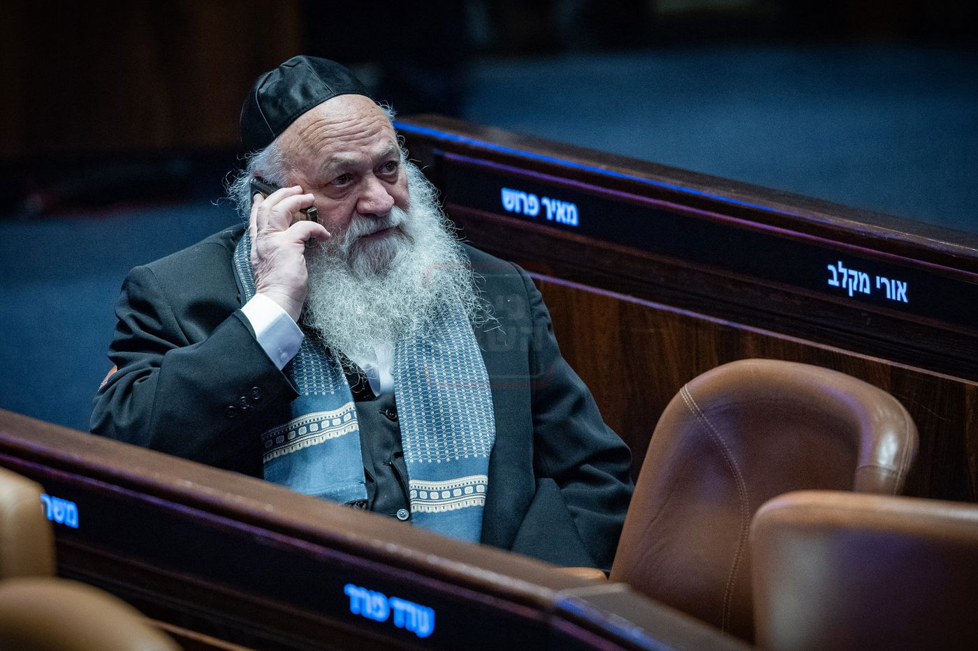 "קרב המרפקים" בעצרת | 'זופניק בכיכר' עם כל התמונות, הנייעס והחשיפות של השבוע