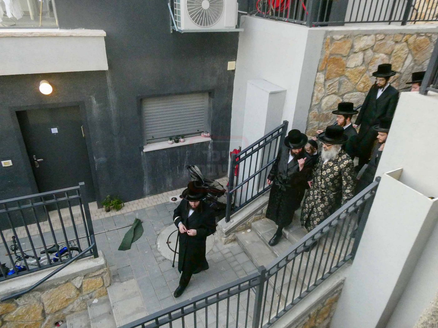 האדמו''ר מויז'ניץ בית שמש בביקור בעמנואל