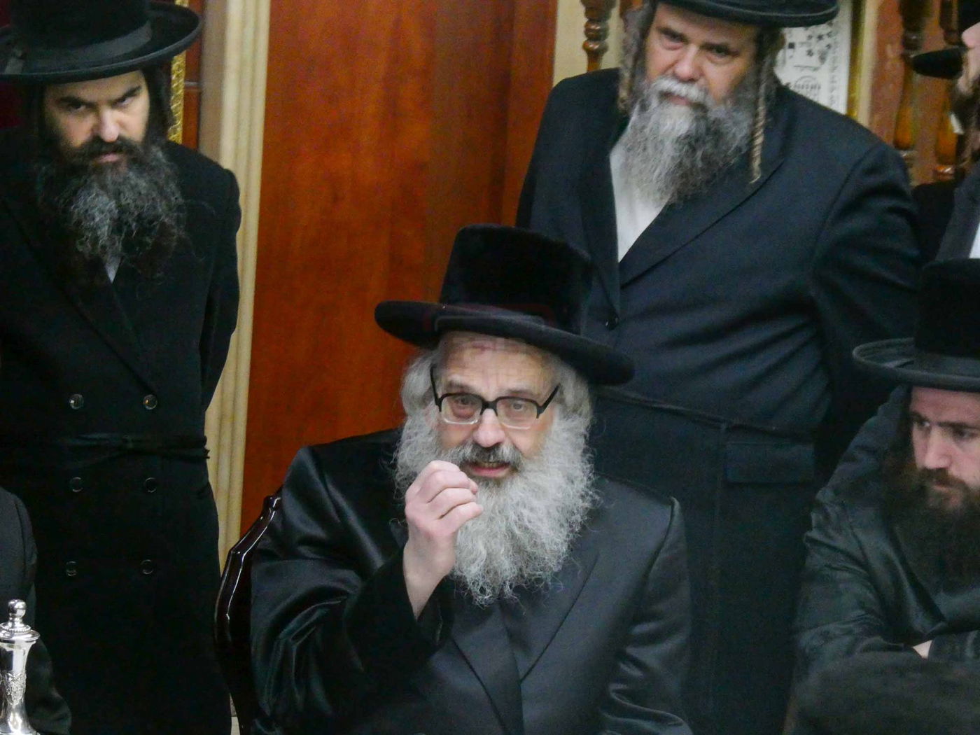 האדמו''ר מויז'ניץ בית שמש בביקור בעמנואל