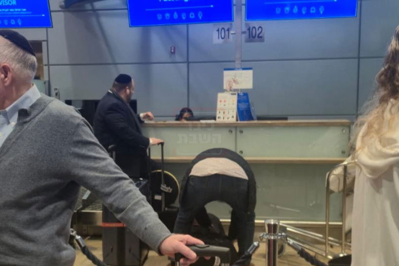 "קרב המרפקים" בעצרת | 'זופניק בכיכר' עם כל התמונות, הנייעס והחשיפות של השבוע