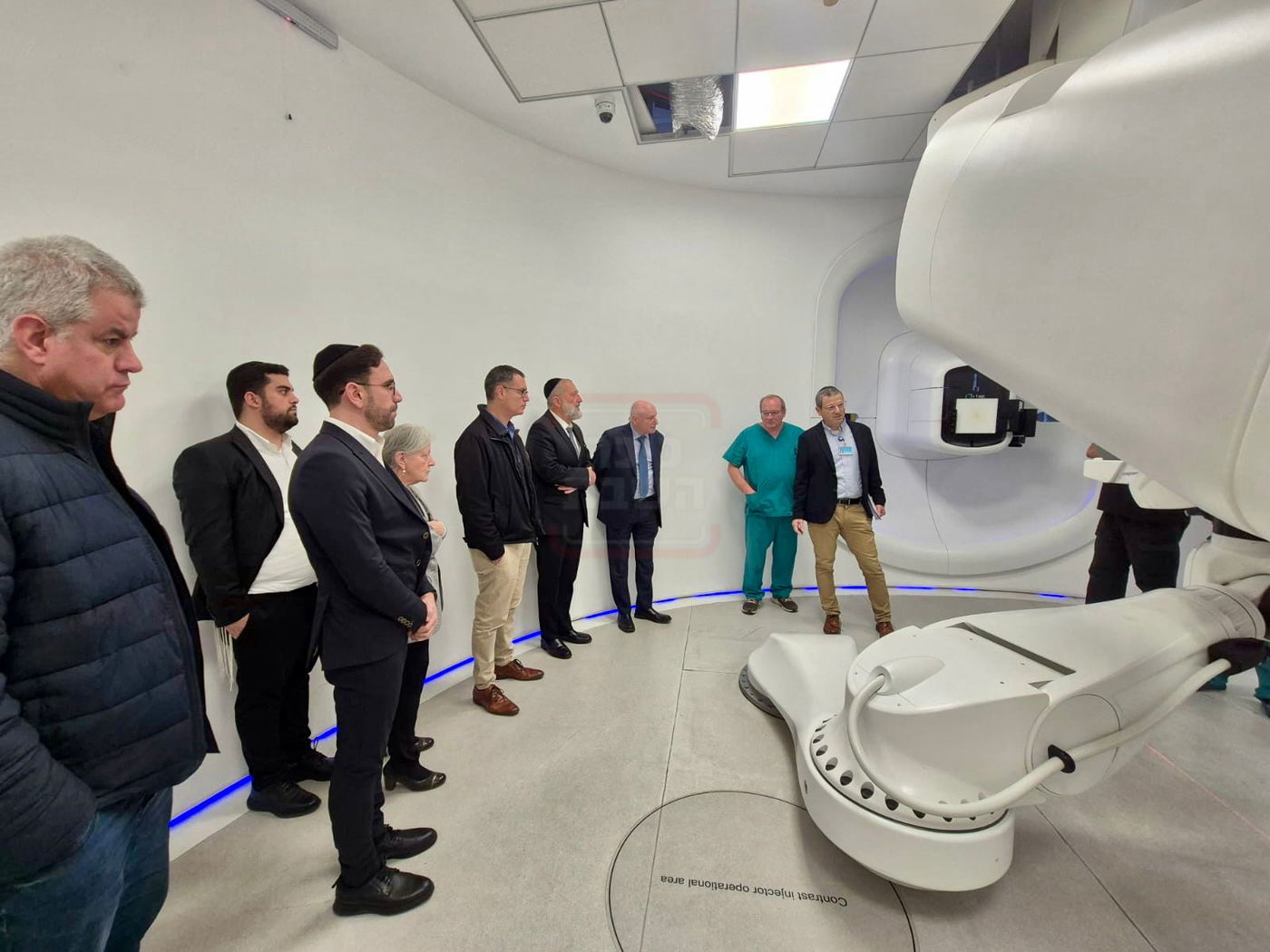 "קרב המרפקים" בעצרת | 'זופניק בכיכר' עם כל התמונות, הנייעס והחשיפות של השבוע