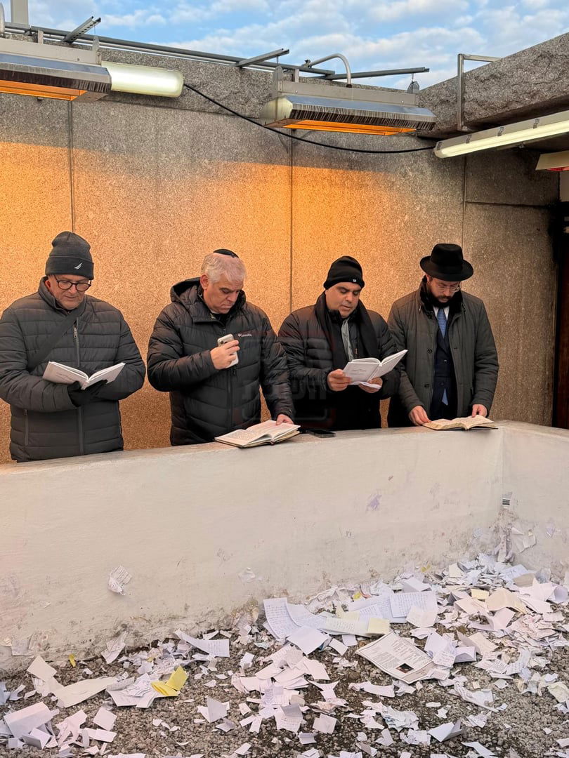 "קרב המרפקים" בעצרת | 'זופניק בכיכר' עם כל התמונות, הנייעס והחשיפות של השבוע