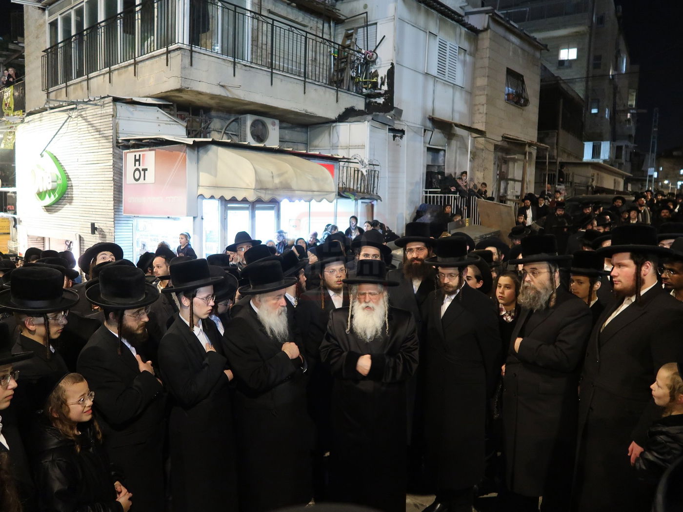 האדמו"ר מנדבורנה ירושלים בעצרת