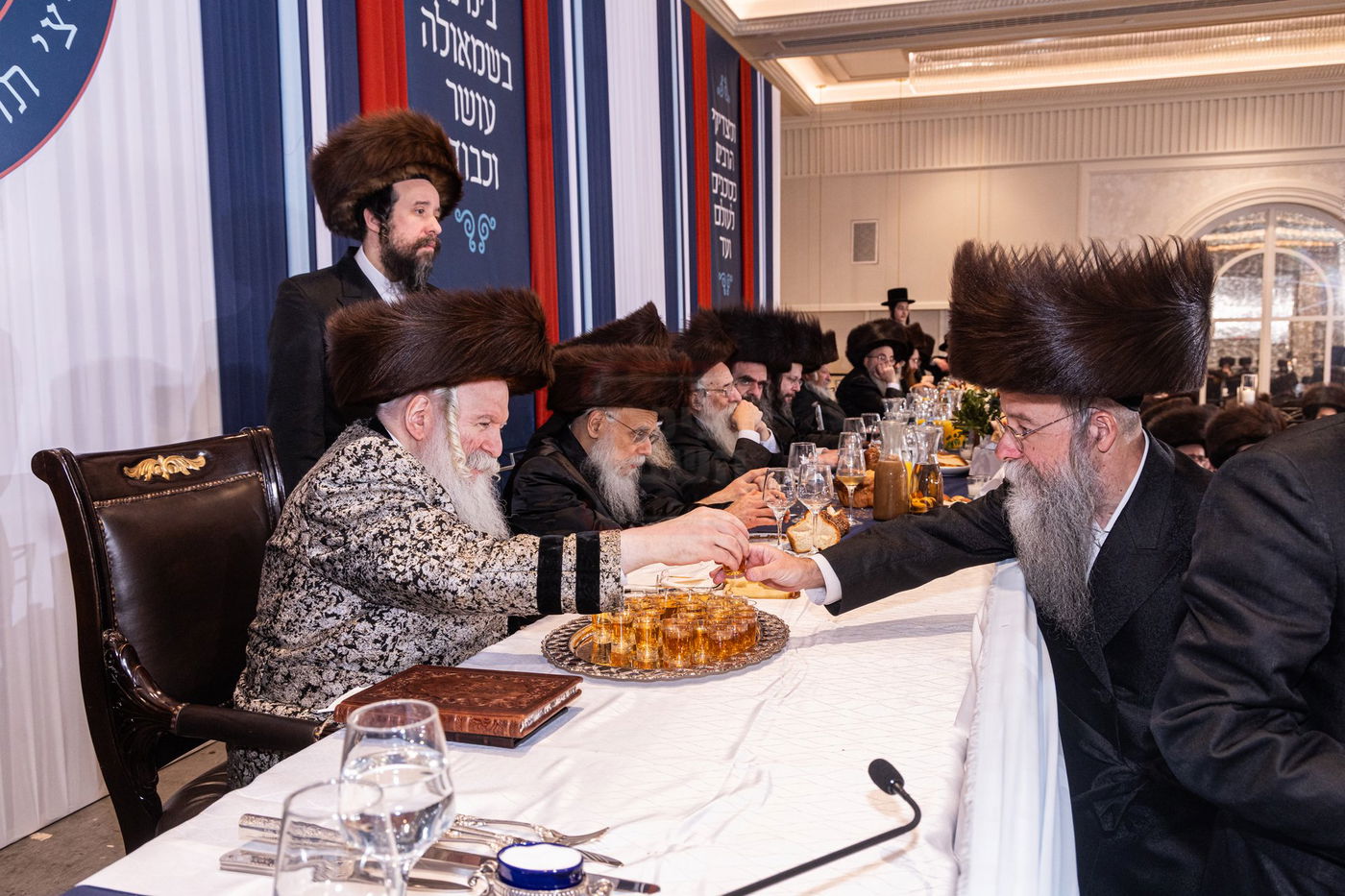 דינר לטובת ת"ת ד'באבוב