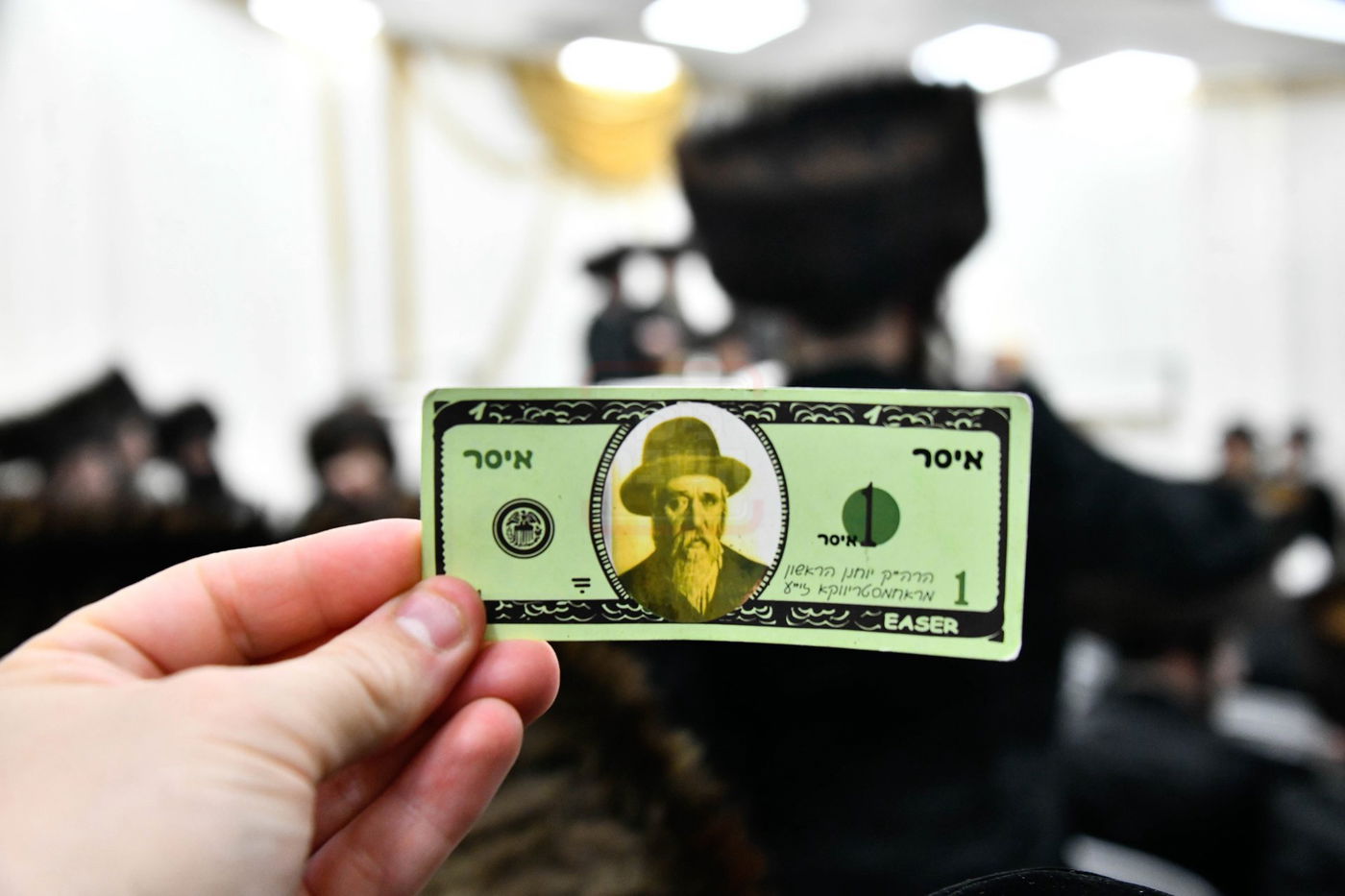 האדמו"ר מרחמסטריווקא מוצ"ש בב"ב