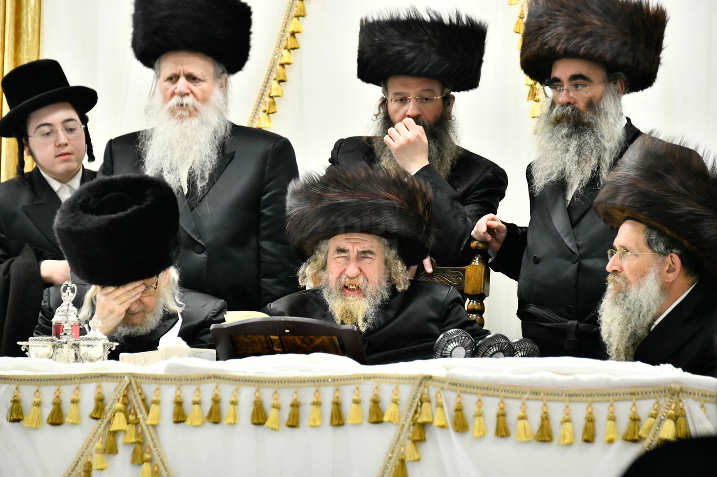 האדמו"ר מרחמסטריווקא מוצ"ש בב"ב